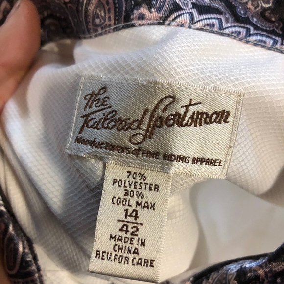 Tailored Sportsmen Show Shirt - Picture 3 of 3